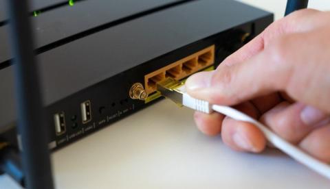 Os "vilões" do Wi-Fi: Conheça os objetos domésticos que sabotam a sua internet