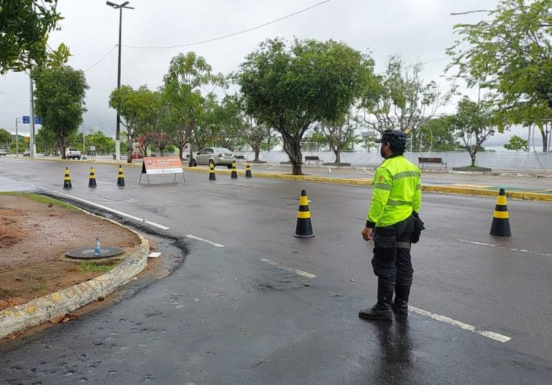 Trânsito na Ponta Negra sofre alterações neste fim de semana para evento 'Amanhecer'
