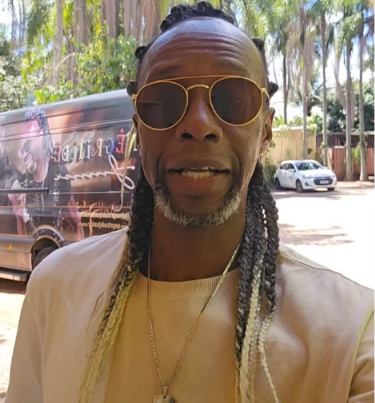 Nenê, do Negritude Júnior, passa por cirurgia de emergência
