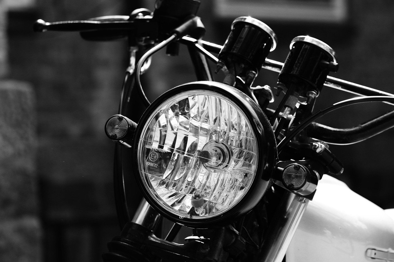 Idoso morre ao ser atropelado por moto enquanto atravessava avenida na Cidade Nova