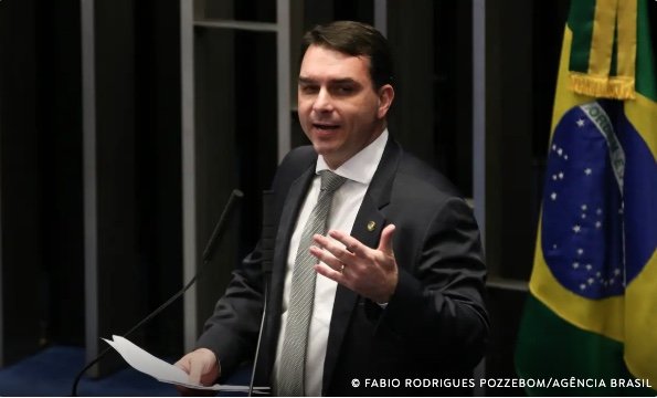 Vice em aberto: Flávio Bolsonaro admite chapa "puro-sangue" após PP reafirmar neutralidade