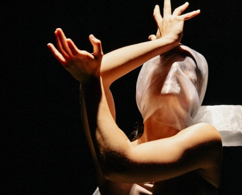 Espetáculo ‘Tez’, da Cia Circo Caboclo, tem sessões gratuitas no Teatro da Instalação
