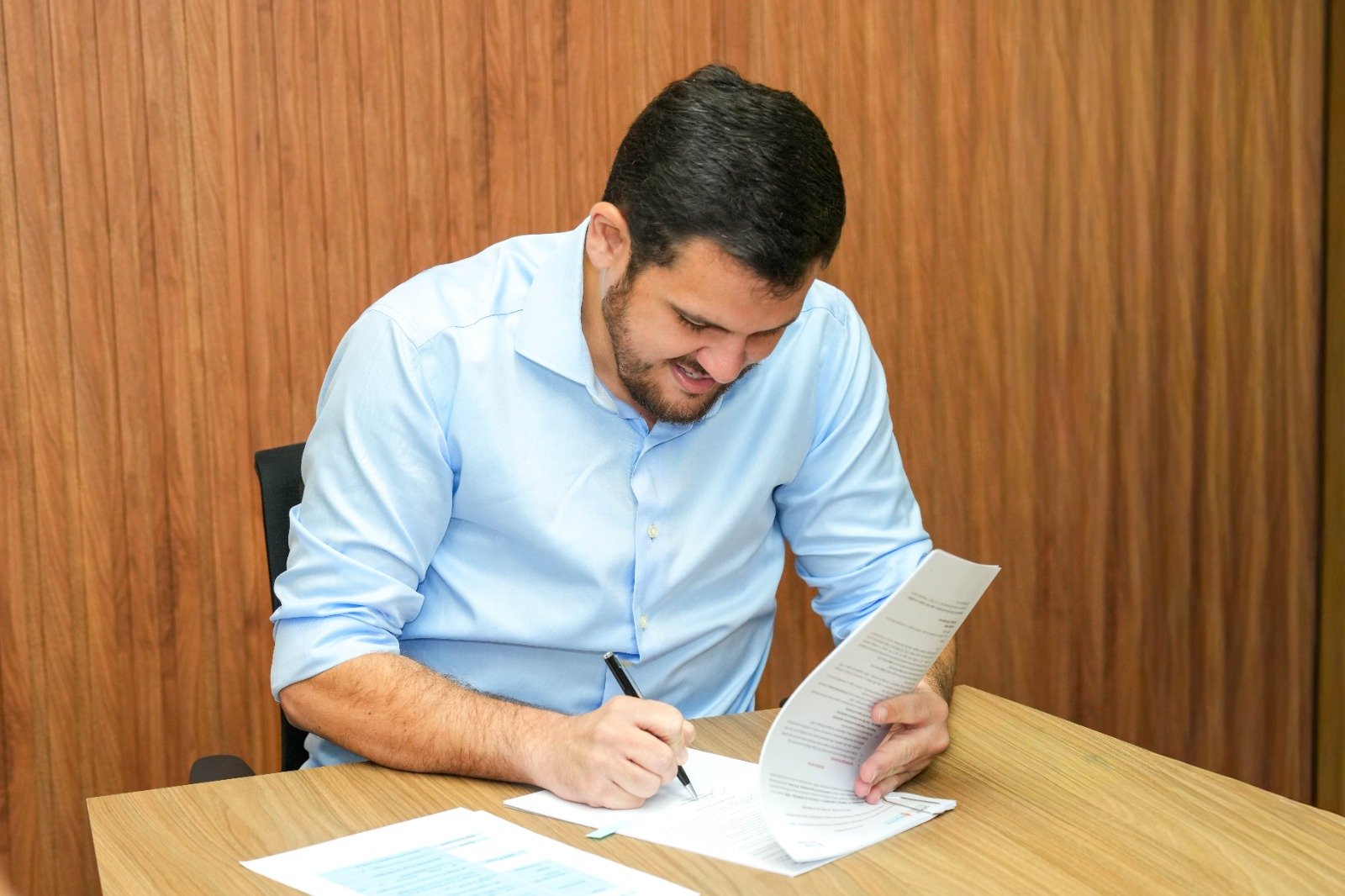 Concurso da Semef oferece 20 vagas para auditor fiscal com salário inicial de R$ 27 mil