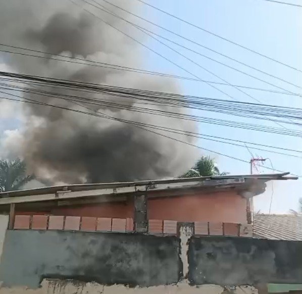 Irmãos bebês morrem carbonizados durante incêndio em quitinete no Parque São Pedro