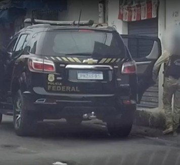 Policial federal é condenado por facilitar tráfico de drogas no aeroporto de Manaus