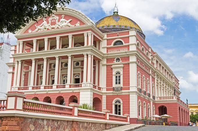 Orquestra de Câmara do Amazonas e Orquestra de Violões do Amazonas se encontram no Teatro Amazonas