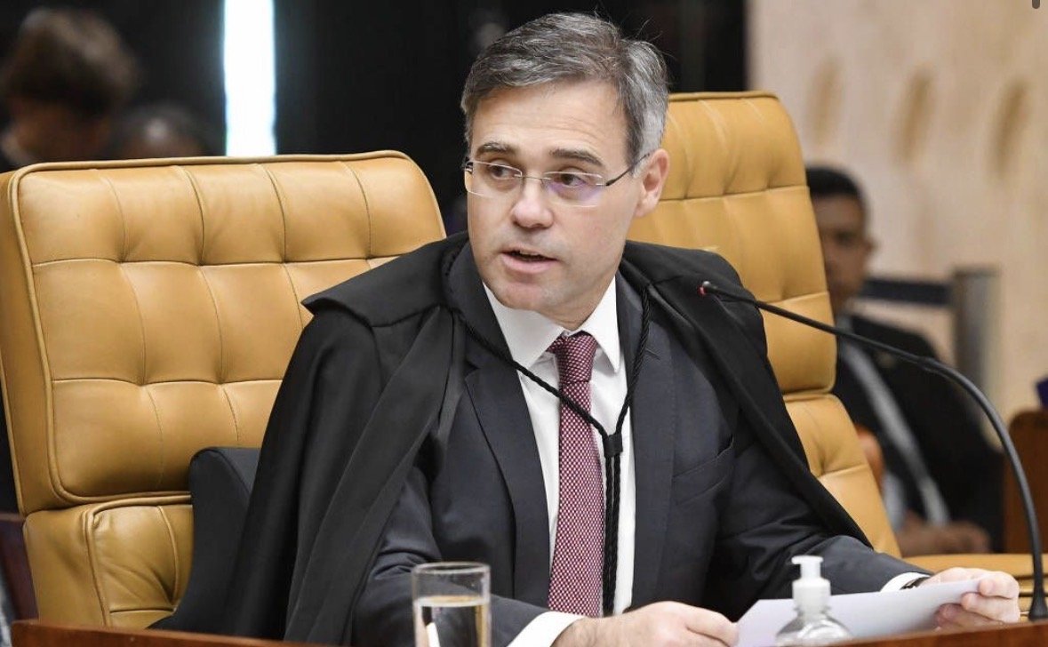 Divulgação de atos de governo nas redes não caracteriza, por si só, uso eleitoral da máquina pública