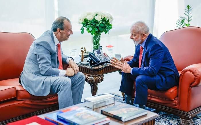 Lula reforça apoio à atuação de Omar Aziz pelo fim da escala 6x1