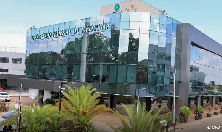 Justiça atende recurso do CFM e suspende especialidade de harmonização orofacial para dentistas