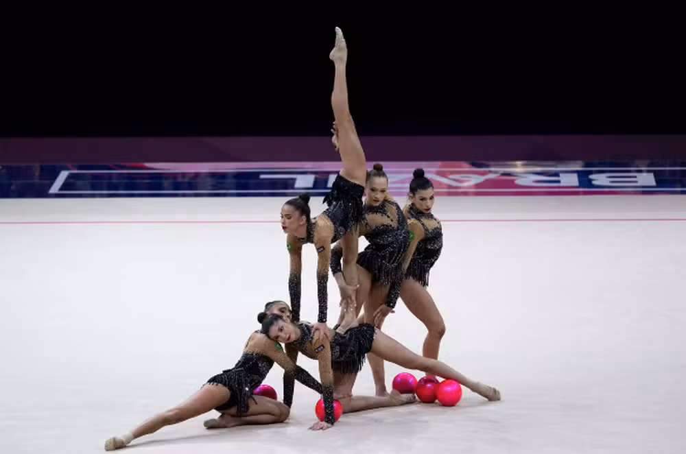 Brasil faz história e conquista primeiro ouro no Mundial de Ginástica Rítmica