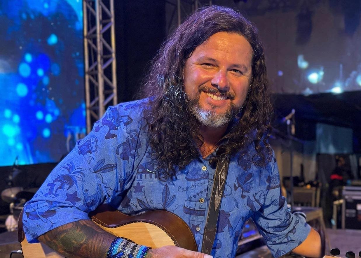 É hoje: Salomão Rossy comanda noite de toadas em Manaus com participações especiais