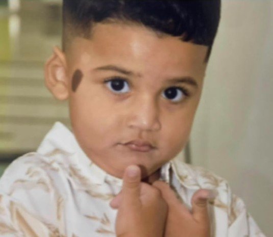 Criança de 3 anos desaparece após sair de escola com o pai no Educandos