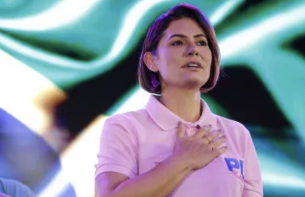 Michelle Bolsonaro confirma pré-candidatura ao Senado pelo Distrito Federal