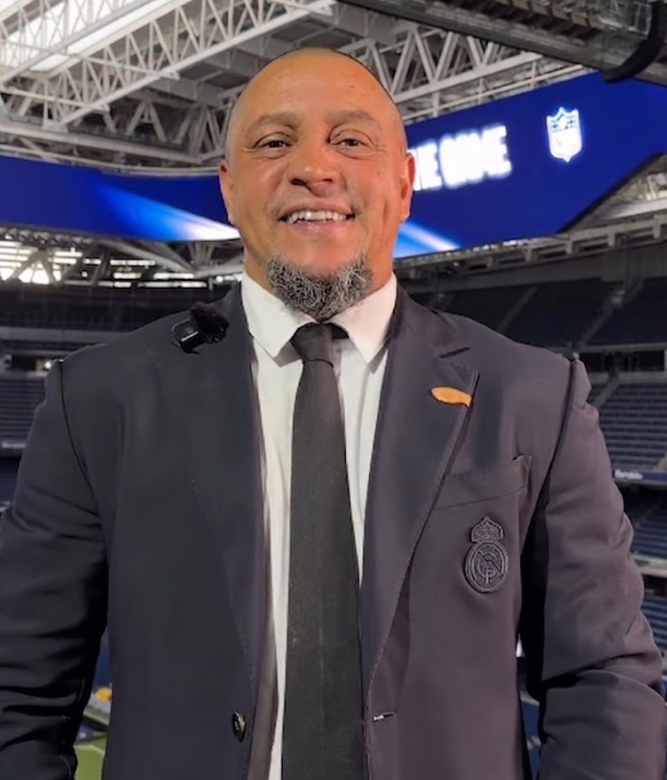 Roberto Carlos se converte ao islã após casar com empresária marroquina