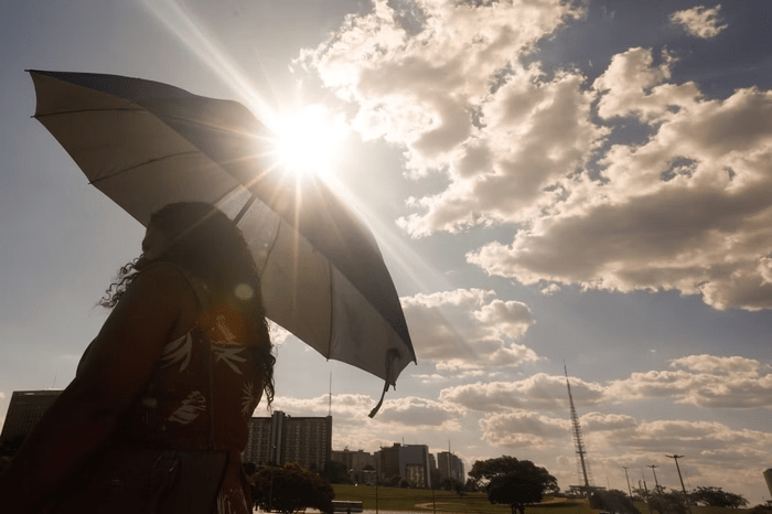Manaus tem fim de semana de calor forte e baixa chance de chuva
