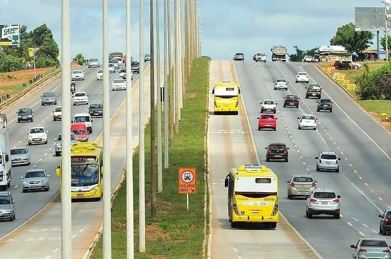 GDF volta a liberar táxis no corredor exclusivo do BRT Sul por 90 dias