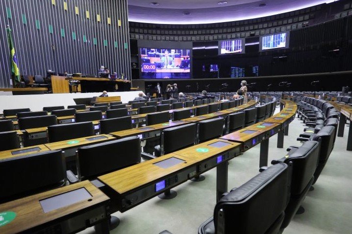 Congresso volta do recesso e terá esforço concentrado antes das eleições