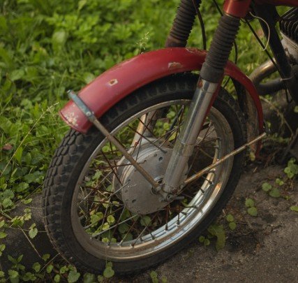 Acidente entre motocicleta e carro resulta na morte de homem na Cidade Nova