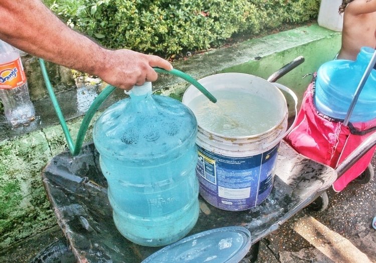 Moradores de Manaus podem ficar sem água por até dois dias a partir de terça-feira