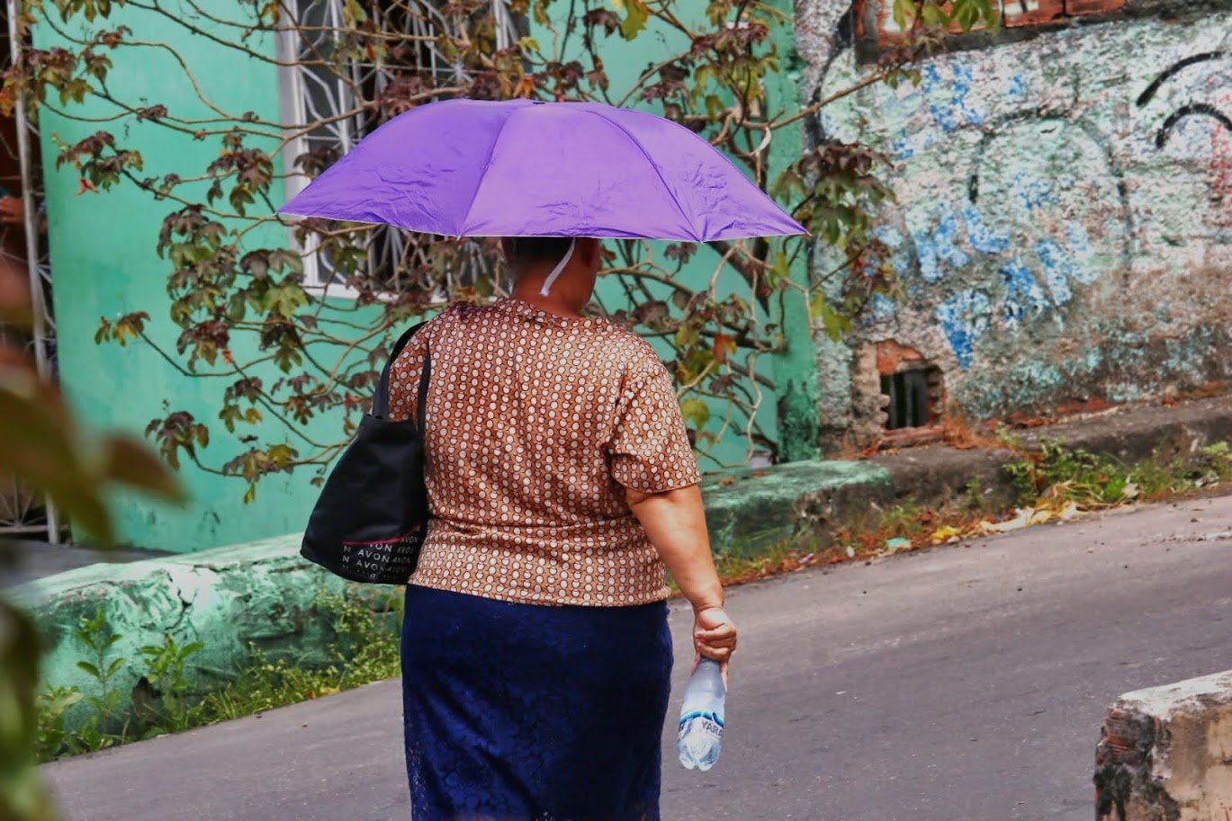 Manaus bate recorde de temperatura e registra 37,1°C no dia mais quente do ano