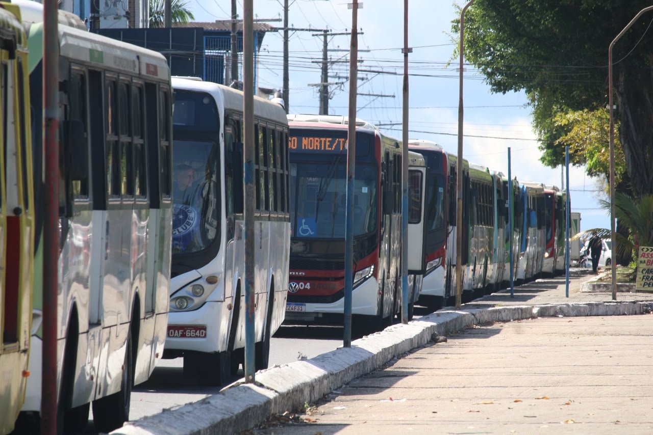 Nova greve dos ônibus pode parar Manaus nesta sexta-feira, alerta sindicato