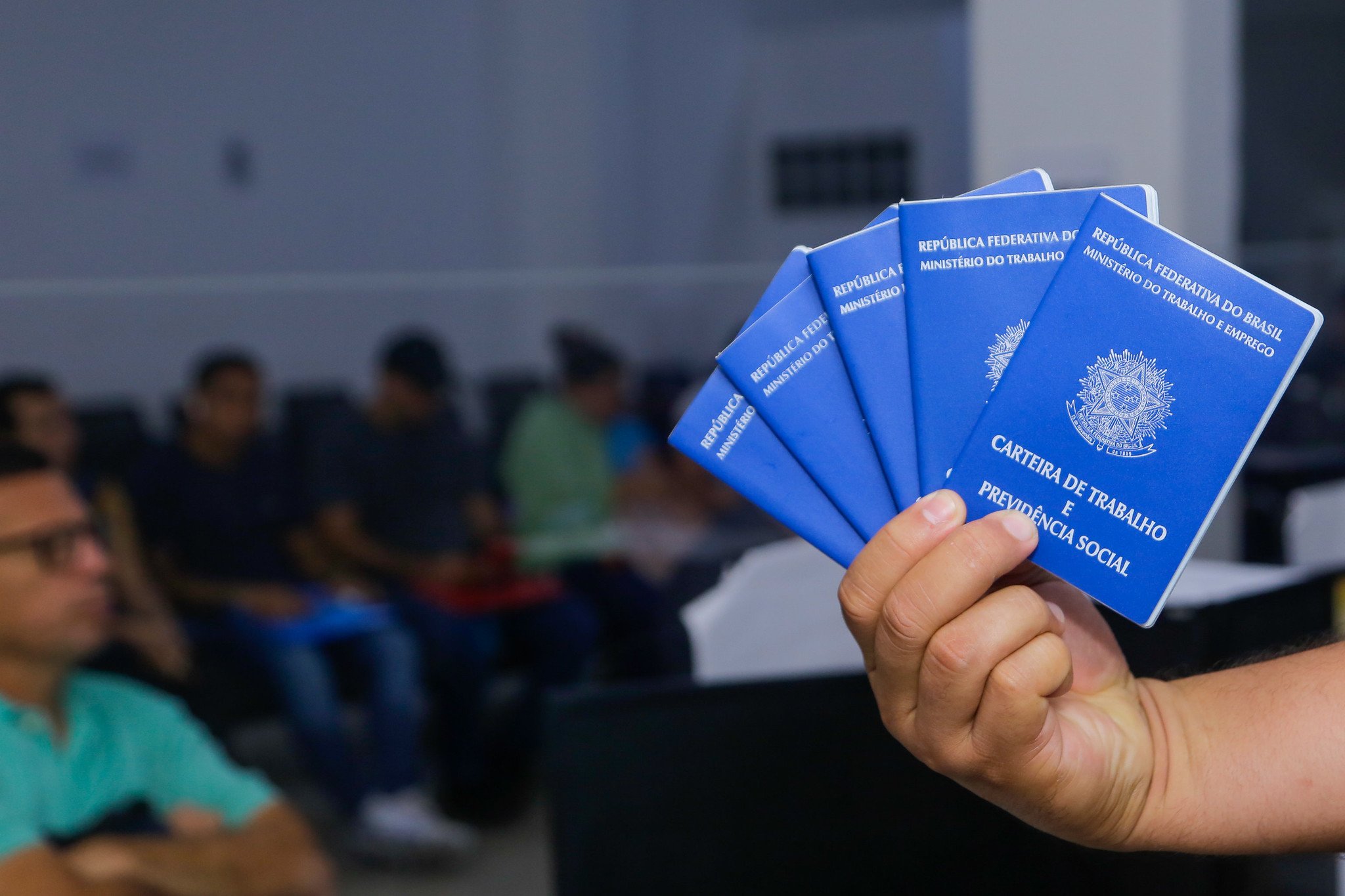 Balcão de empregos do Sine Manaus oferta 671 vagas de emprego nesta segunda-feira