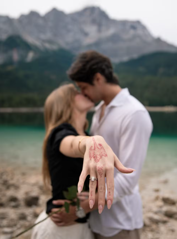 Luísa Sonza é pedida em casamento em casamento; veja fotos