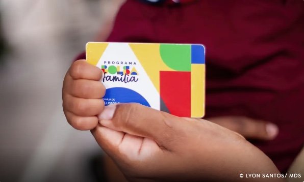 Governo bloqueia mais de 3 milhões de beneficiários de programas sociais em sites de apostas