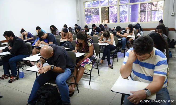 Inep divulga locais de prova do Encceja; confira horários e o que cai no exame