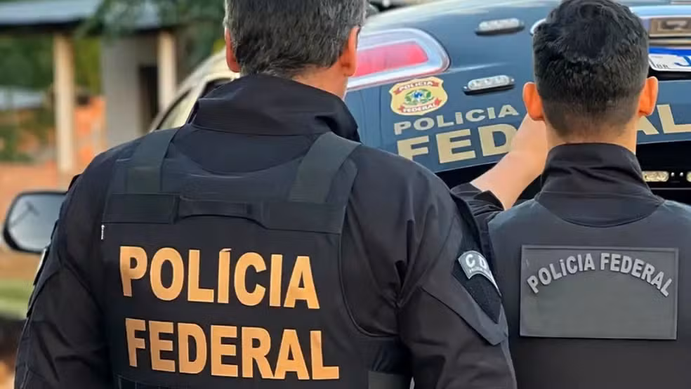 Dois venezuelanos procurados por latrocínio no Chile são presos pela PF em Manaus