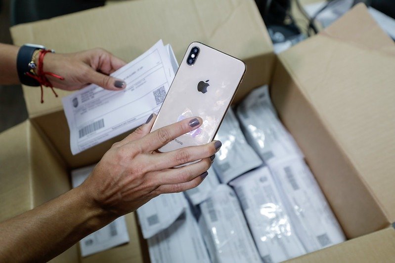 SSP-AM divulga lista de 1,5 mil celulares recuperados; veja como retirar