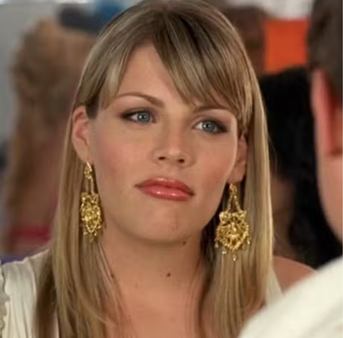 Busy Philipps, de 'As Branquelas', revela tumor no cérebro