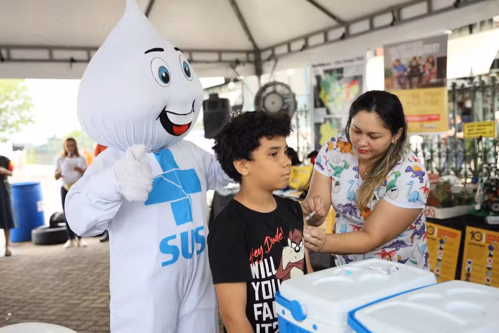 Manaus inicia campanha de multivacinação para crianças e adolescentes