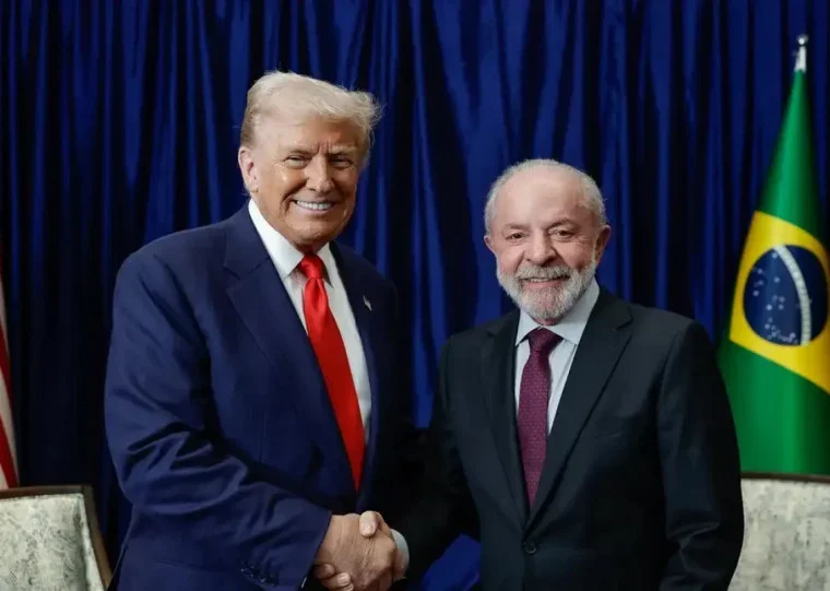 Lula diz que negocia conversa com Trump em meio à crise entre Brasil e EUA