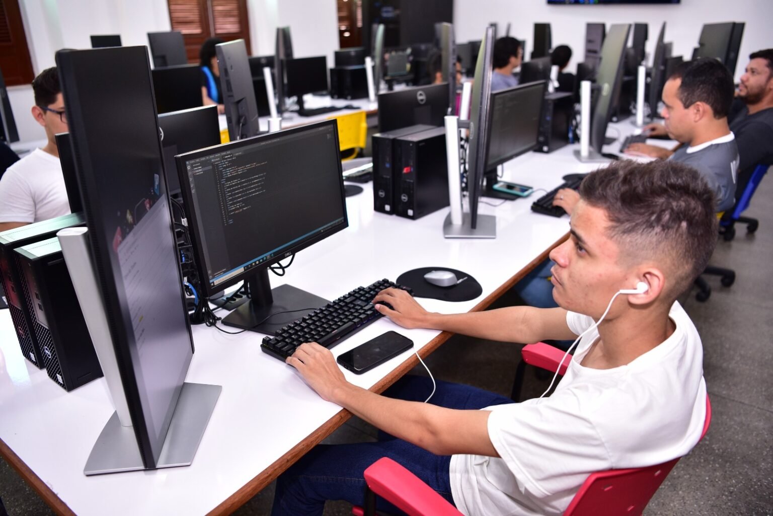 Cetam abre 16,5 mil vagas gratuitas em cursos de qualificação no interior do Amazonas