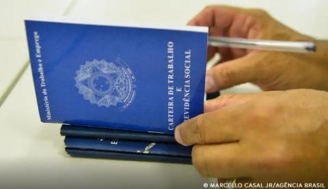 Rede de supermercado anuncia 50 vagas de emprego com oportunidades para PCDs