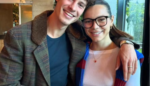 Irmã de Shawn Mendes levanta suspeitas de que cantor pode morar no Brasil