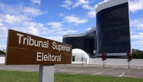 Disputa por mandato na Câmara de Manaus: TSE examinará recurso que tenta suspender cassação de vereador