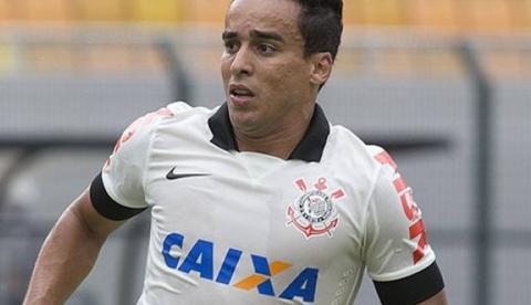 Jadson, ex-Corinthians, é preso em flagrante por suspeita de violência doméstica no PR