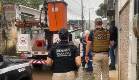 Internet clandestina para lavar dinheiro do tráfico: Operação Octógono mobiliza 110 policiais na Grande Recife