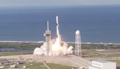 Cientistas confirmam que estágio de foguete da SpaceX se chocou contra a Lua