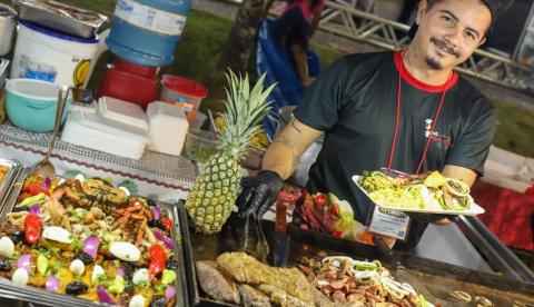 Calçadão da Ponta Negra recebe Feira de Economia e Gastronomia dos Pais Empreendedores