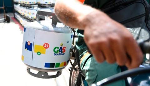Caixa libera vale-recarga do programa Gás do Povo nesta segunda-feira