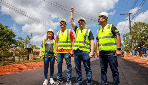 Obras de infraestrutura urbana em Autazes recebem vistoria do governador Roberto Cidade