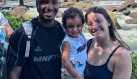 Filho de jogador Gustavo Simões morre aos 2 anos