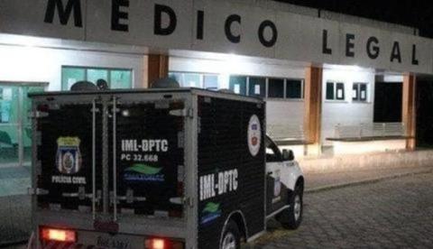 Mulher é morta a golpes de arma branca em Manaus