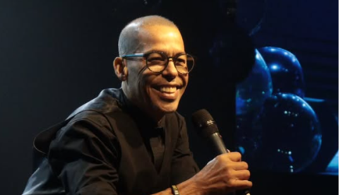 Cantor gospel Marquinhos Menezes morre no Rio