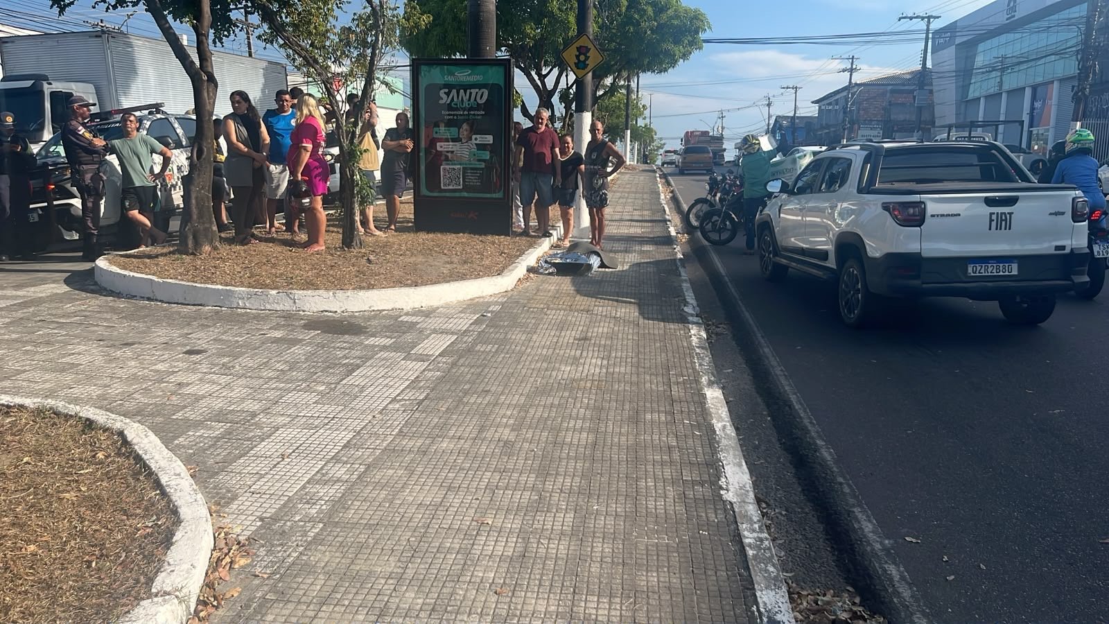 Mulher morre após ser atropelada na faixa de pedestres na Avenida Rodrigo Otávio