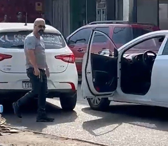 Investigador da DEHS flagrado atirando em motorista no Jorge Teixeira vira alvo da Corregedoria