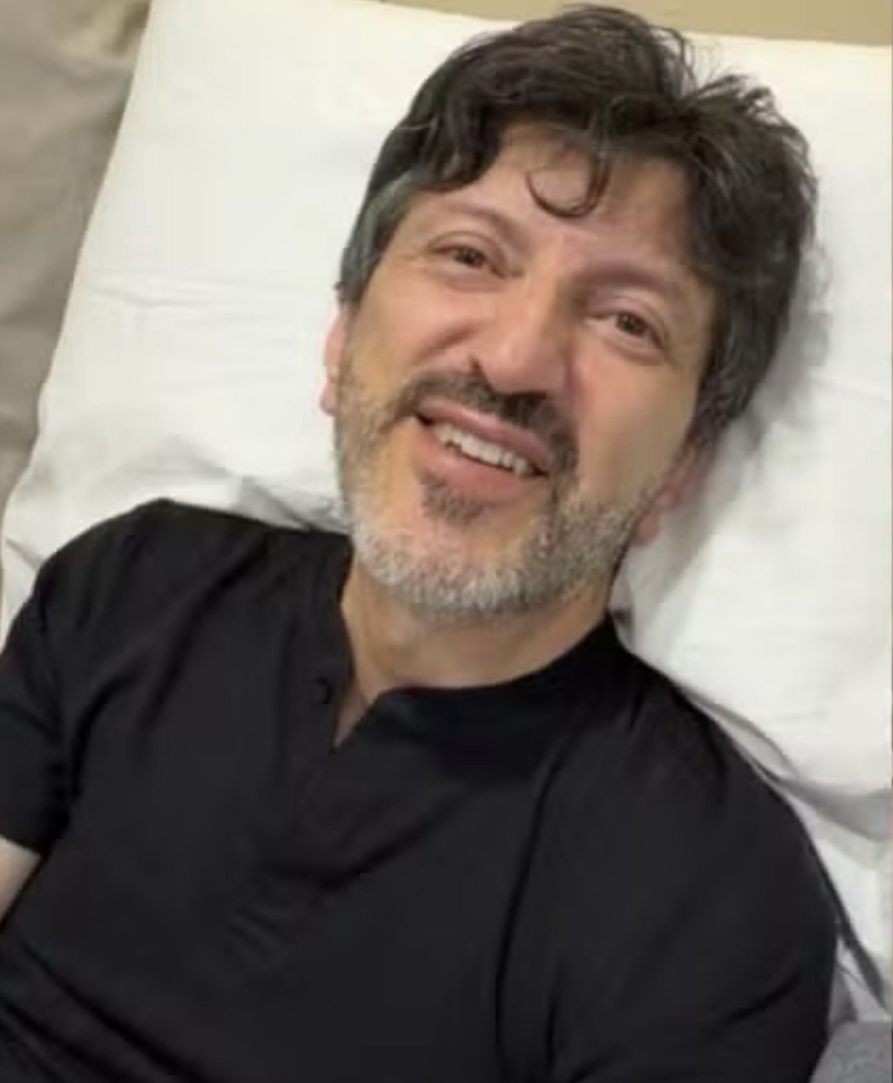 Internado, Lito Sousa comemora 4 milhões de inscritos no YouTube